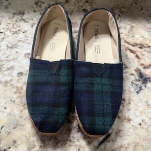 TOMS Blackwatch blue green Plaid flannel Classic SlipOn alpargata fabric Loafers